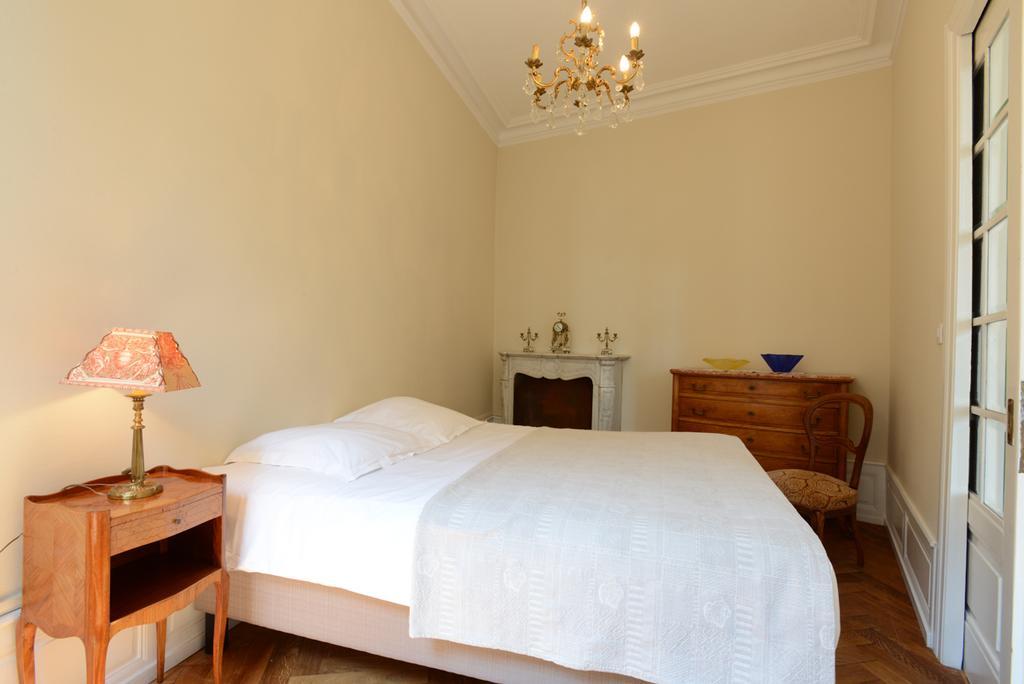 Les Appartements Saint Nicolas Colmar Exterior foto