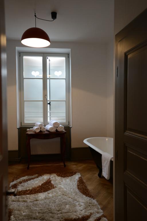 Les Appartements Saint Nicolas Colmar Exterior foto